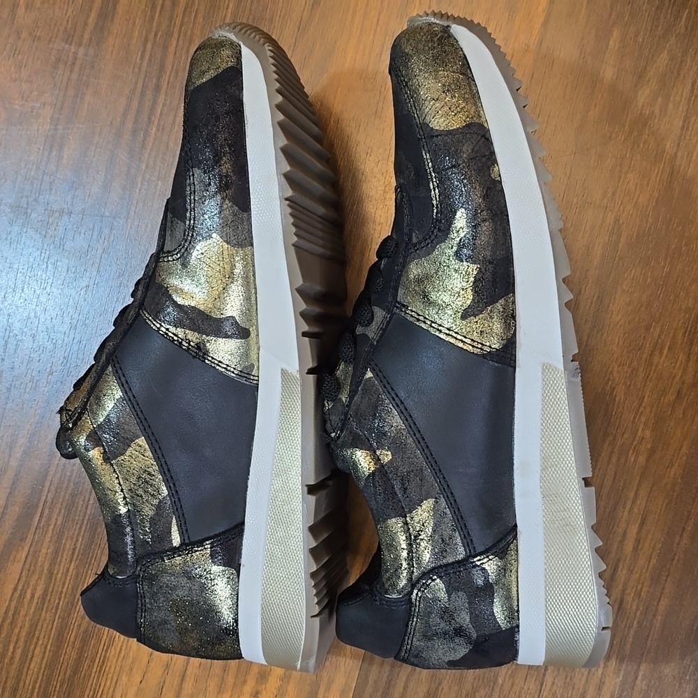 Cofi Holly Leather Metallic Camo Fashion Sneakers View 6